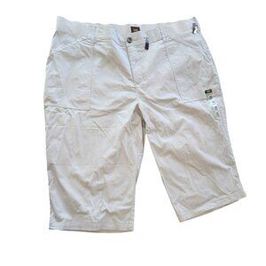 NWT Lee Ultra Lux Comfort Utility Skimmer Capri Pants Light Beige Womens 24W NEW